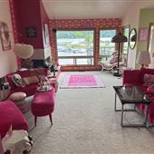 Carries eclectic lakehouse