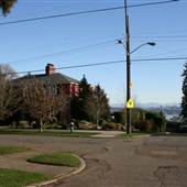 E Columbia St & 35th Ave