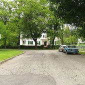 17th Avenue E and Crestline Street Neighborhood