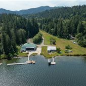 Lakeside Content Creator Ranch and Seaplane airport