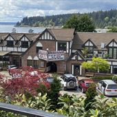 Bainbridge Island Business Districts