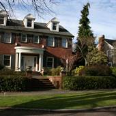 E Conover Ct & 35th Ave