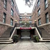 The Davenport Apartment Building