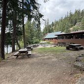 Whistlin’ Jacks Outpost & Lodge