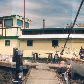 Canal Marina Houseboat