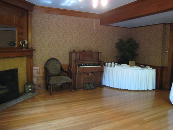Glover Mansion