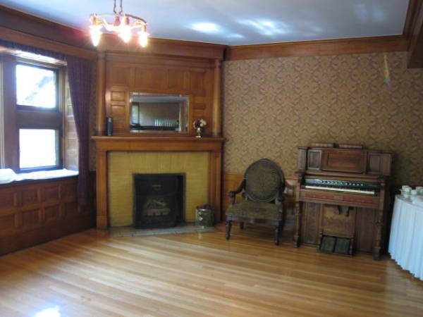 Glover Mansion