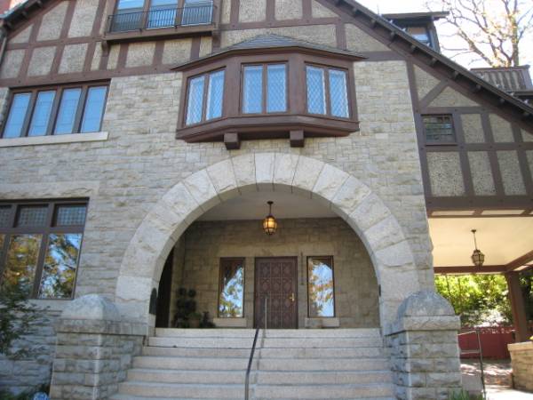 Glover Mansion