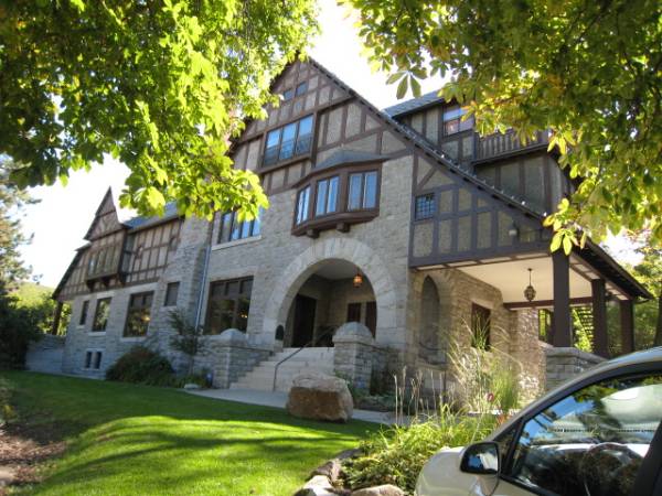 Glover Mansion